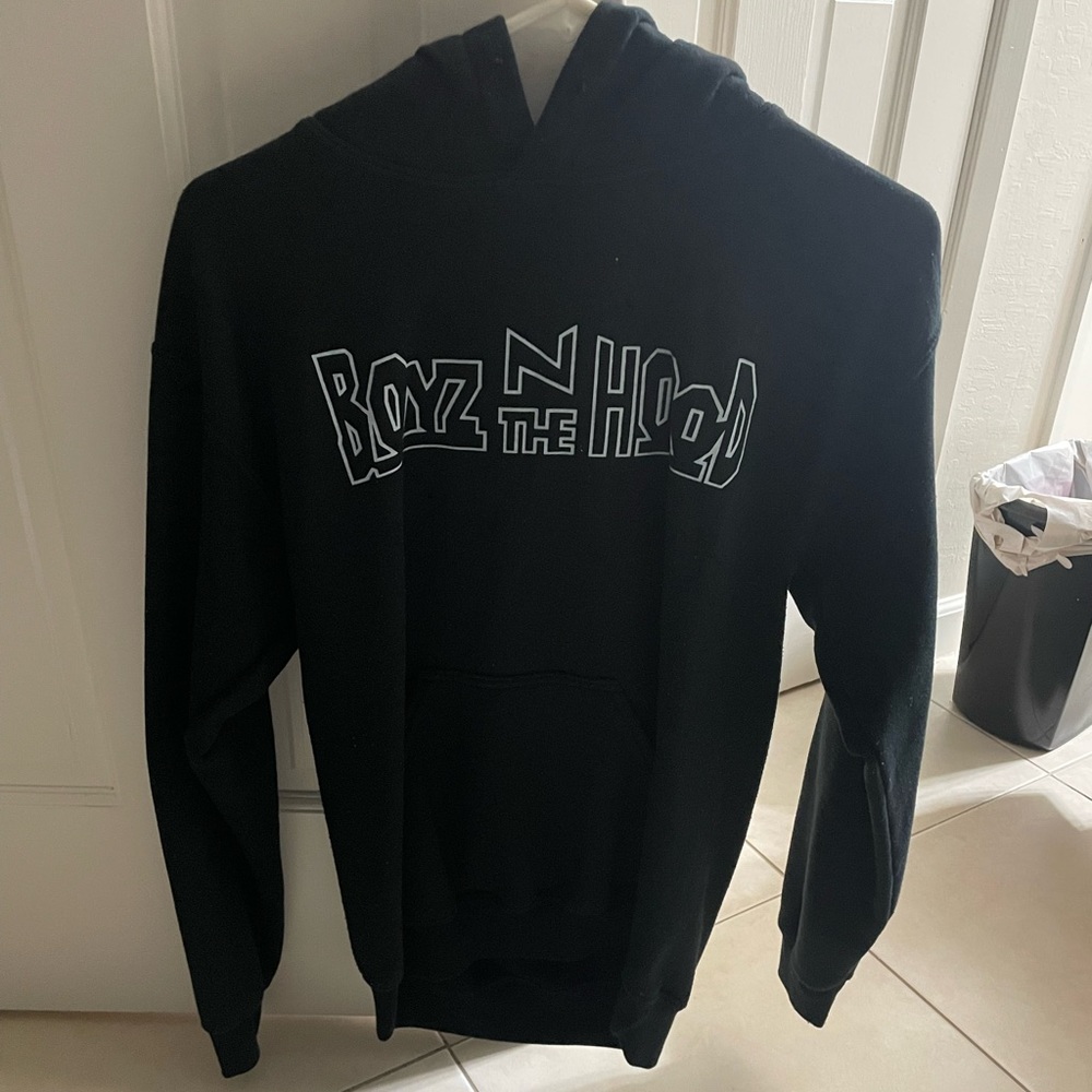 boys in the hood sweater